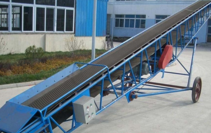 帶式輸送機(jī)都有哪些部分組成？