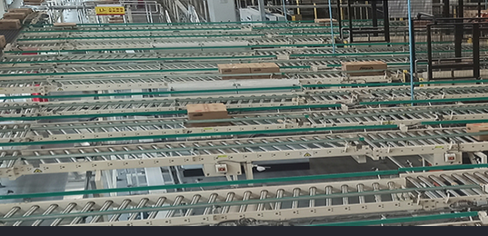 網(wǎng)帶輸送機有哪些類型？應(yīng)用在哪些行業(yè)？