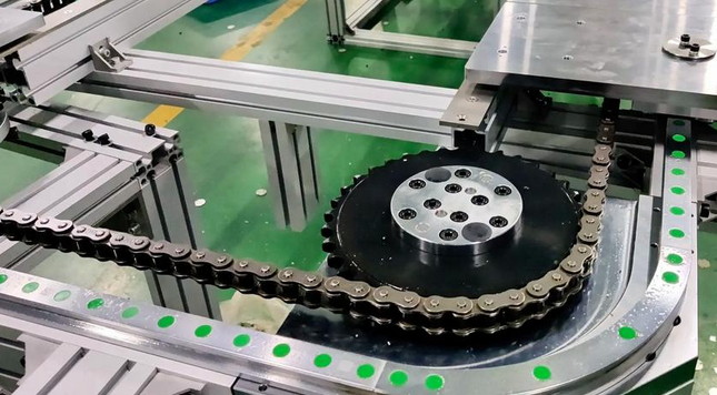 按輸送機結構形式不同，類型有哪些？